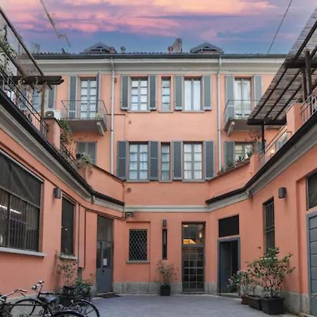 Charming San Babila Apt. Milan Exterior photo