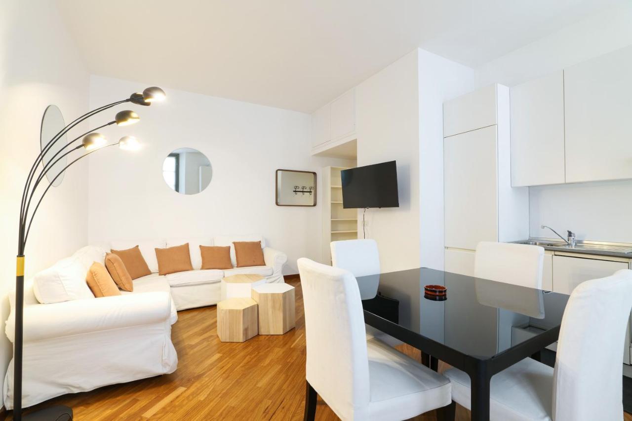 Charming San Babila Apt. Milan Exterior photo